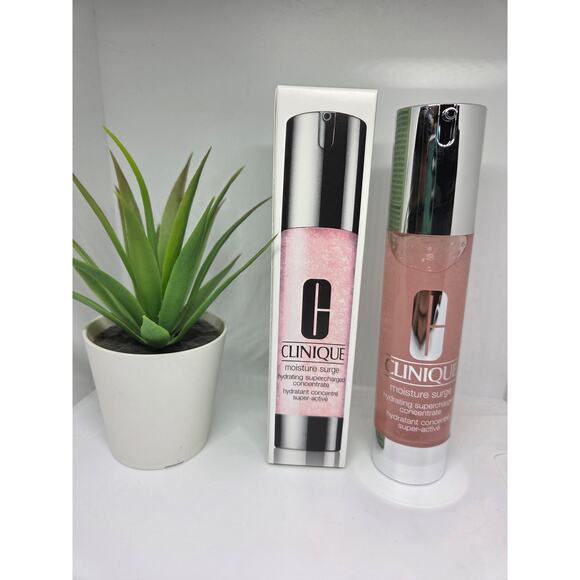 Clinique Moisture Surge Hydrating Supercharged Concentrate. 1.6fl/48ml - Picture 1 of 5